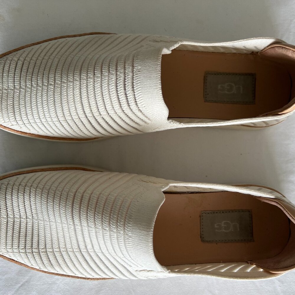 Ugg Sammy Breeze Sneaker size 10
